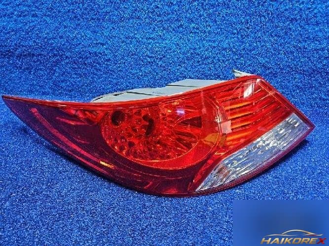 Hyundai Accent 2012 — задний фонарь левый наружный