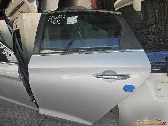 Hyundai Sonata 2015 — дверь задняя левая 4