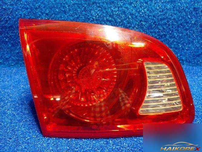 Hyundai Santa Fe 2008 — задний фонарь внутренний левый