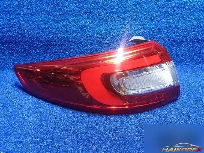 Renault SM3 2017 — фонарь задний левый (наружный) 265559487R