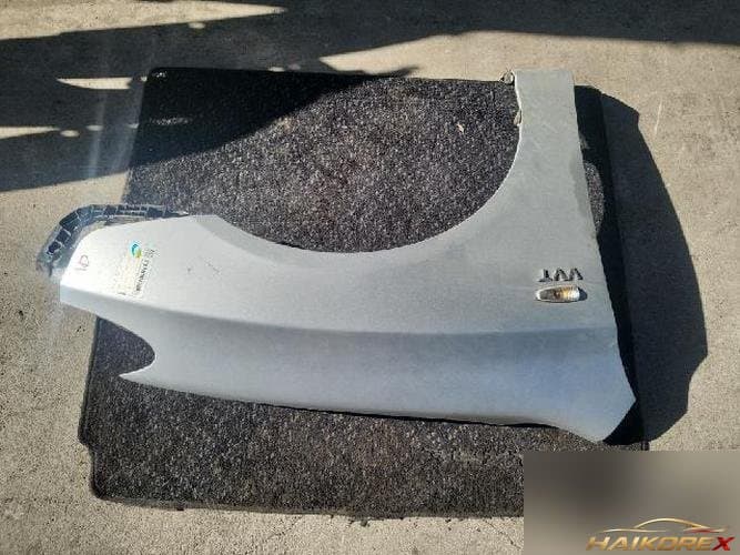 Hyundai Avante 2006 — крыло правое