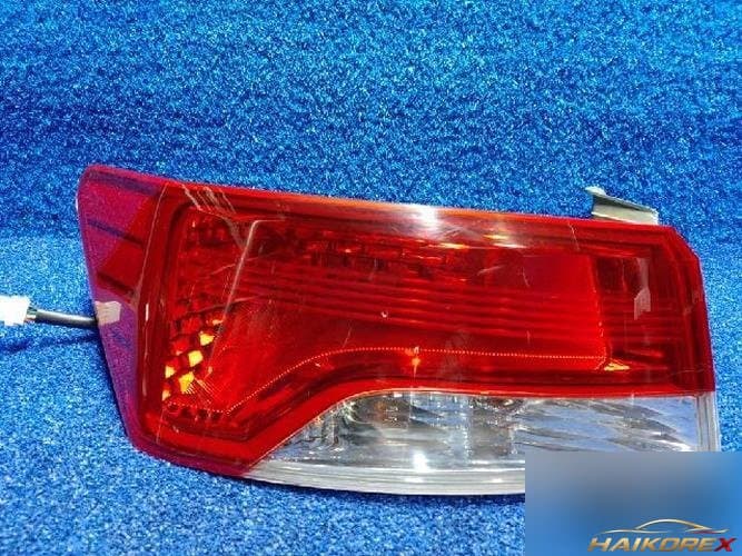 Kia Forte 2010 — задний фонарь левый наружный