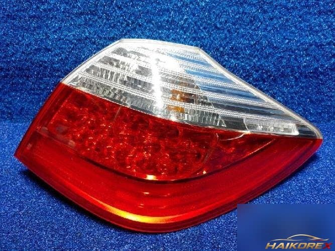 Hyundai Genesis 2009 — фара задняя правая 924023M0