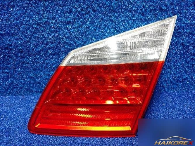 Hyundai Genesis 2008 — задний фонарь внутренний правый