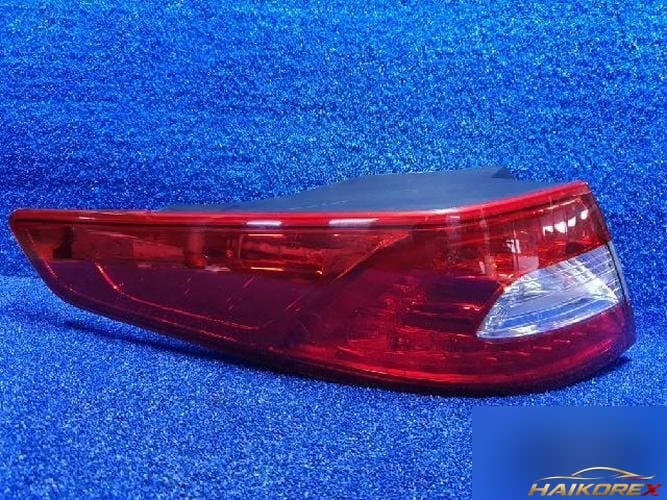 Kia K5 2012 — задний фонарь левый (наружный) LED