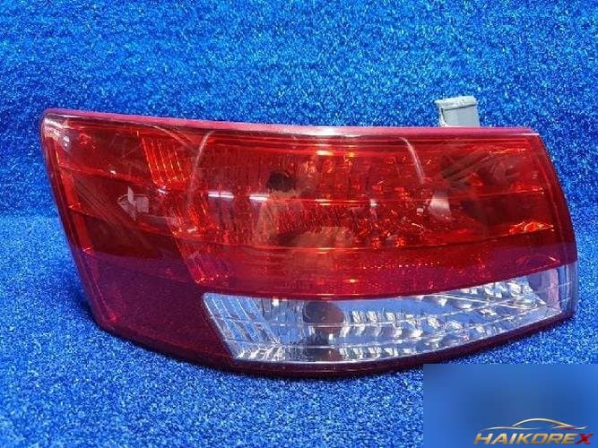 Hyundai Sonata 2007 — фара задняя левая (наружная)