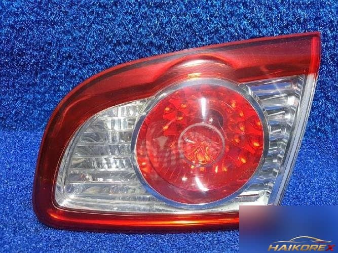 Hyundai Santa Fe 2010 — задний фонарь правый внутренний 10