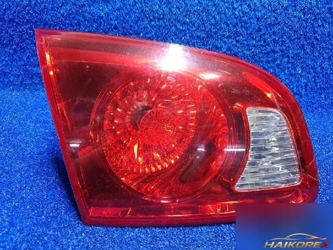 Hyundai Santa Fe 2006 — задний фонарь левый внутренний