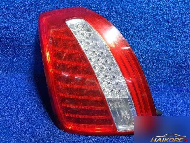 Kia Opirus 2011 — задний фонарь левый наружный