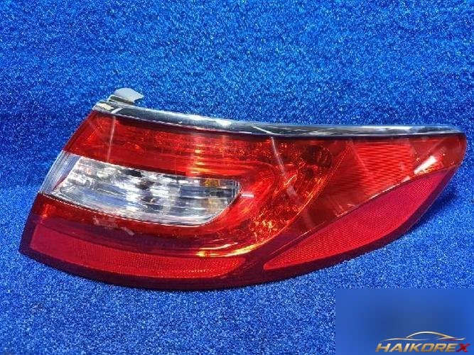 Hyundai Grandeur 2014 — фара задняя правая наружная