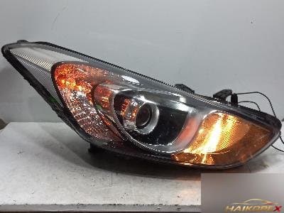 Hyundai i30 2015 — фара передняя