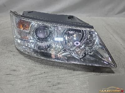Hyundai Sonata 2009 — фара передняя