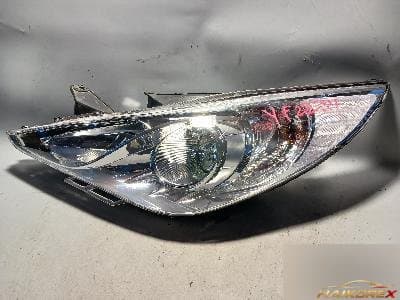 Hyundai Sonata 2011 — фара передняя