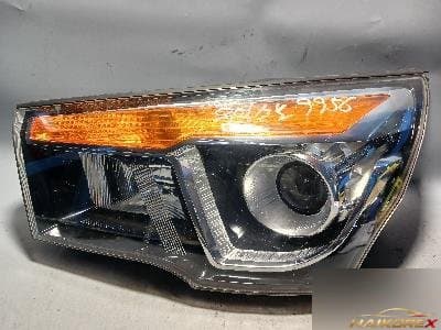 SsangYong Korando Turismo 2014 — фара передняя
