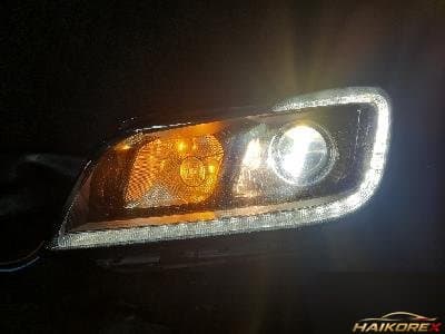 Hyundai Genesis 2014 — фара передняя