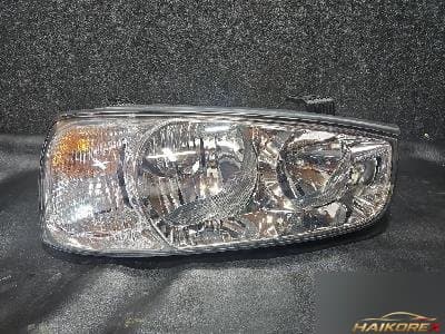 Hyundai Avante 2003 — фара передняя