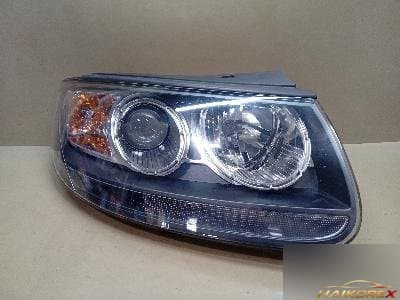 Hyundai Santa Fe 2010 — фара передняя