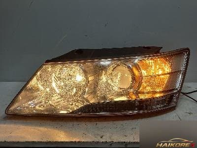 Hyundai Sonata 2010 — фара передняя
