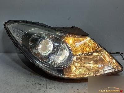 Hyundai Veracruz 2011 — фара передняя