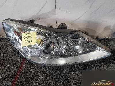 Hyundai Genesis 2010 — фара передняя