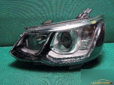 Chevrolet Aveo Sedan 2018 — фара передняя