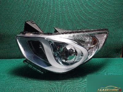 Hyundai Sonata 2012 — фара передняя правая