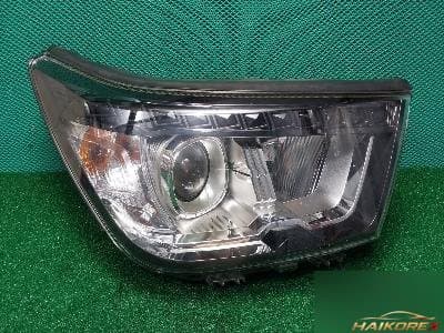 SsangYong Tivoli 2016 — фара передняя