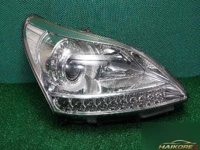 Hyundai Equus 2012 — фара передняя