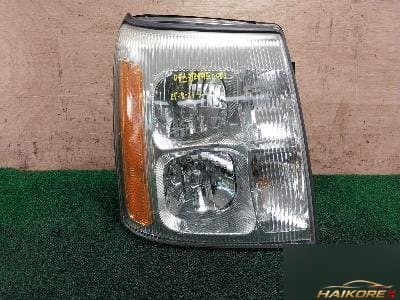 Cadillac  2005 — фара передняя