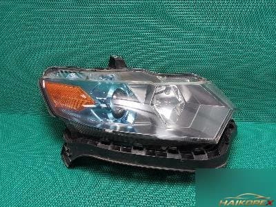 Honda CVT ZE2 2011 — фара передняя