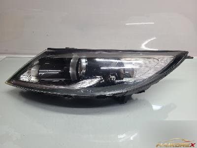 Kia Sportage 2011 — фара передняя