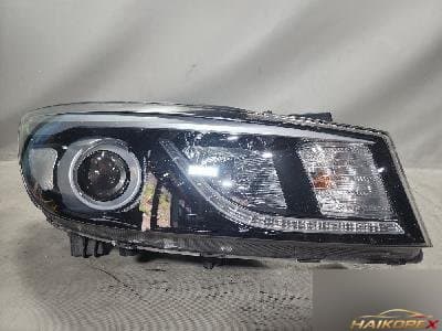 Kia Carnival 2016 — фара передняя