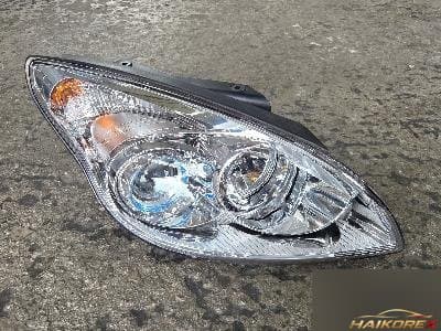 Hyundai i30 2010 — фара передняя