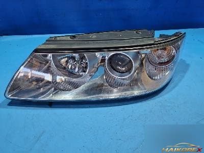 Hyundai Grandeur 2009 — фара передняя