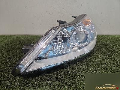 Hyundai Genesis 2011 — фара передняя