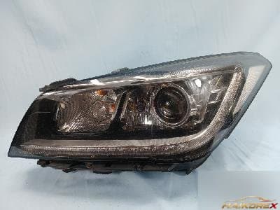 Hyundai Genesis 2015 — фара передняя