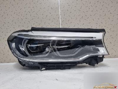 BMW 520d M 2020 — фара передняя