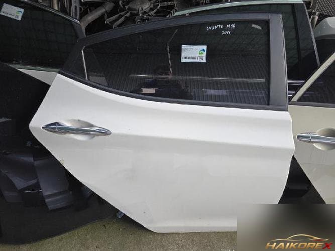 Hyundai Avante 2011 — задняя дверь правая