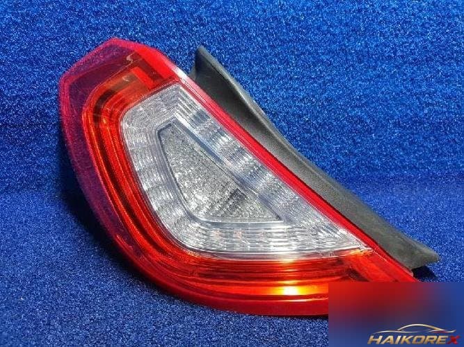 Ford MKS 2014 — задний фонарь левый наружный DA5313B505AE