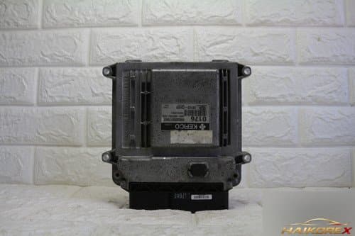 Блок управления двигателем (ECU) 391232B400