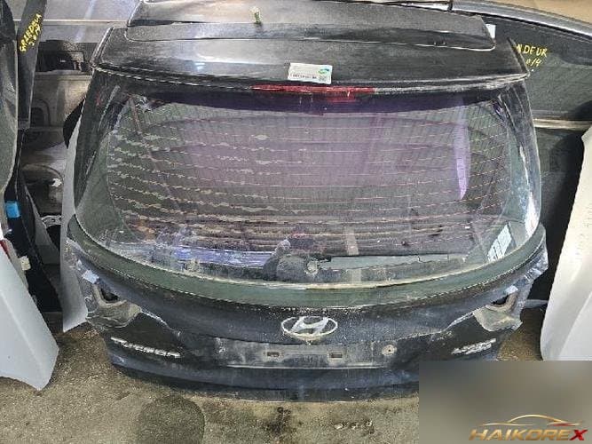 Hyundai Tucson 2010 — крышка багажника