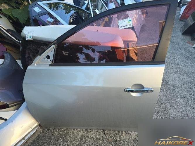 Hyundai Avante 2008 — дверь передняя левая