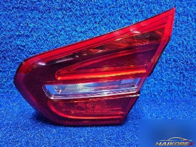 Mercedes-Benz GLA-класс 2016 — фонарь задний внутренний правый