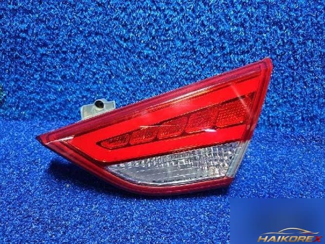 Hyundai Sonata 2013 — стоп-сигнал задний правый внутренний 4