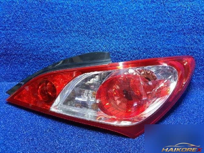 Hyundai Genesis 2010 — задний фонарь правый внешний
