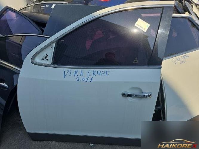 Hyundai Veracruz 2011 — передняя дверь левая