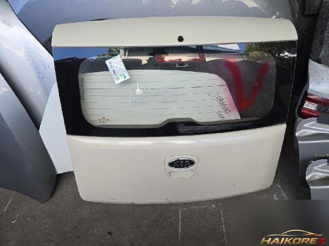Kia Soul 2010 — крышка багажника