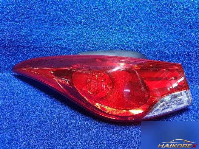 Hyundai Avante 2012 — фонарь задний левый наружный 1