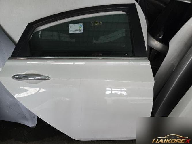 Hyundai Sonata 2012 — дверь задняя правая