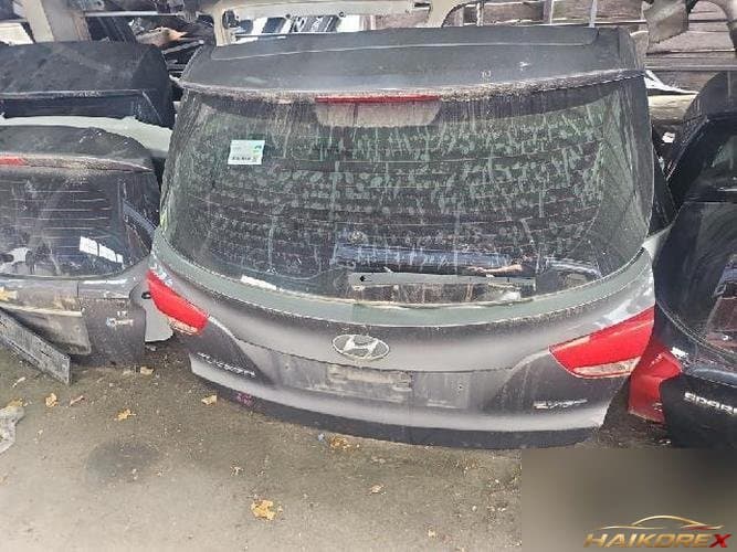 Hyundai Tucson 2014 — крышка багажника